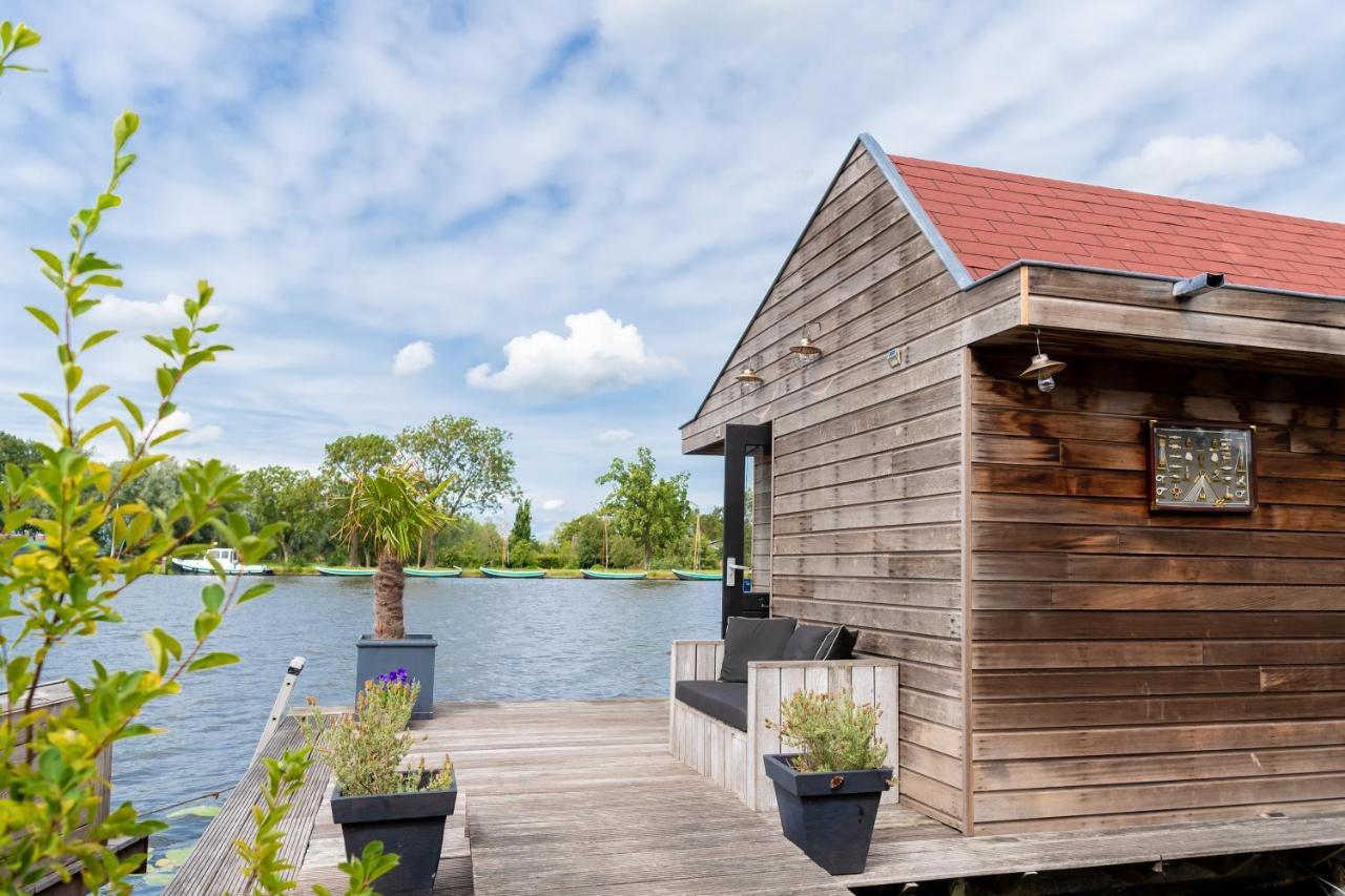 Aangenaam Op De Rijn, Woonboot, Inclusief Prive Sauna 알펜안덴라인 외부 사진